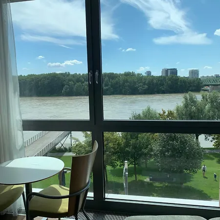 Riverview Eurovea *